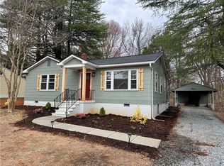 2855 Quincy Dr, Winston Salem, NC 27106