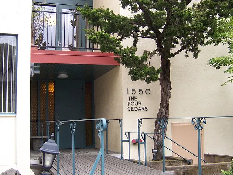 1550 Walnut St #4 — Photo 2