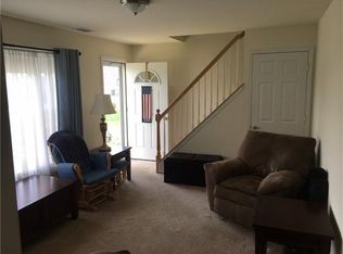 1 Walnut Ln, Parlin, NJ 08859