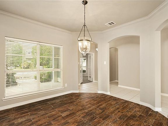 4th image of 1041 Cotton Exchange Dr