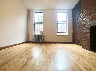 Rented by MOTION New York