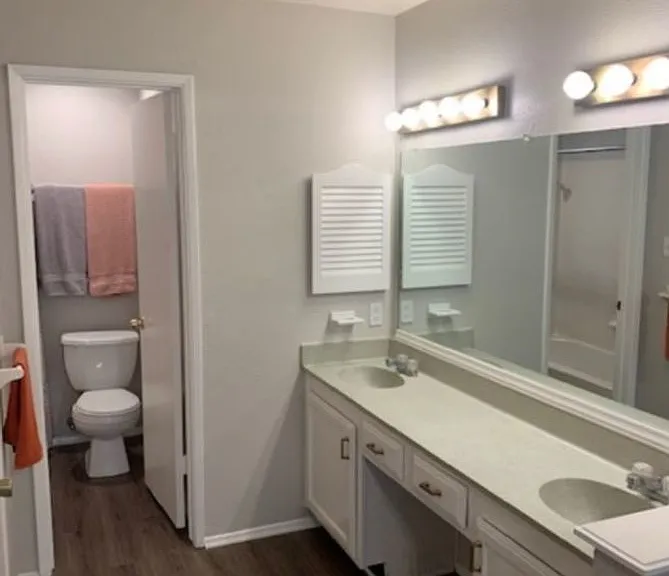 3824 Hackberry Ln — Photo 8