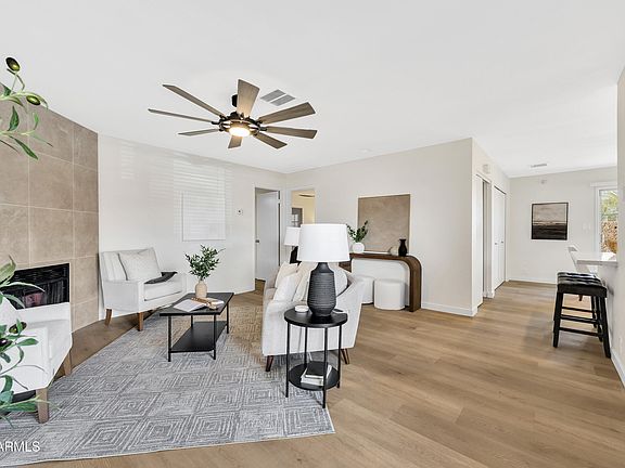 5th image of 601 W YUKON Drive #1