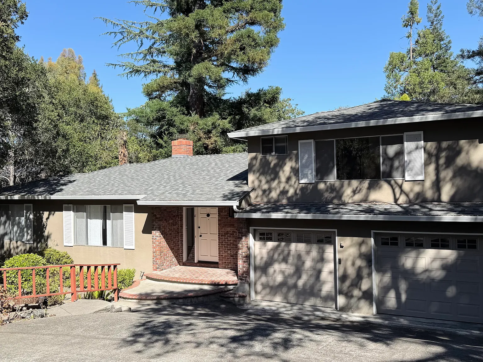 3 bed, 3.5 bath, 1960 sqft, $7,600 — Photo 1