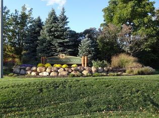 340 Walnut Ridge Ct, Frankfort, IL 60423