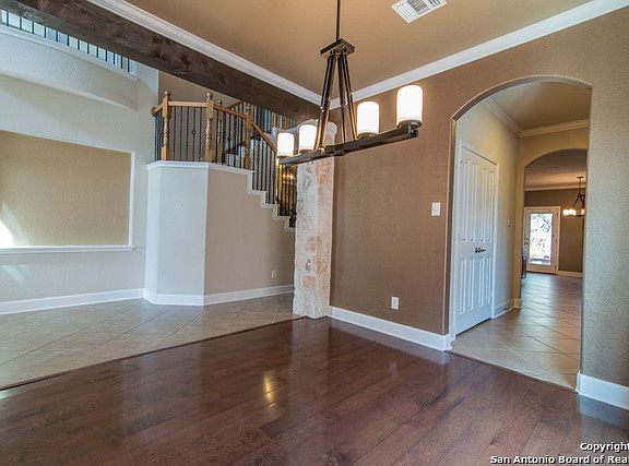 5th image of 23910 Waterhole Ln
