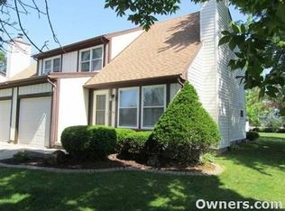 502 E Hendelmeyer Ave #B, Effingham, IL 62401