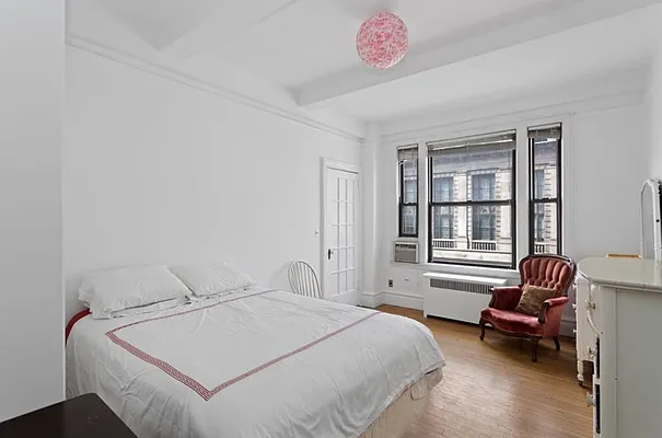 Rented by Keller Williams NYC | media 17