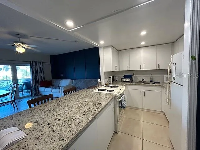 880 Mandalay Ave #N204 — Photo 24