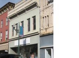 5 E Beverley St, Staunton, VA 24401