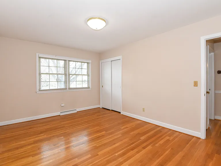 1804 Strathmore Dr — Photo 22