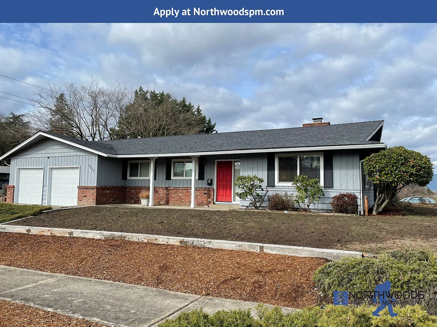 1311 Honeysuckle Ave photo 1