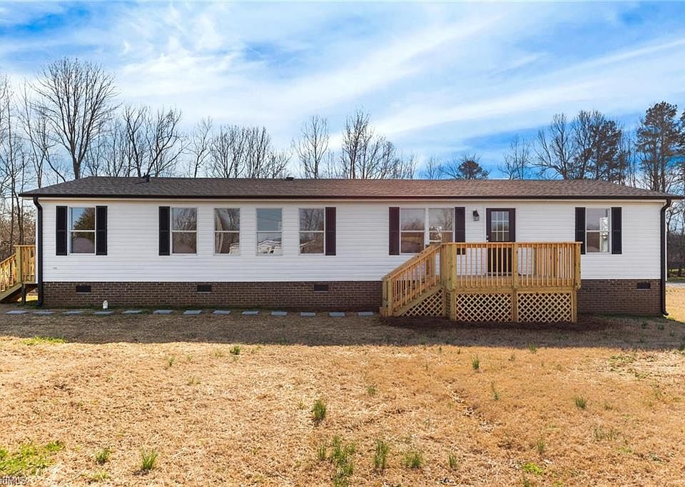 1st image of 2444 Bent Oak Dr