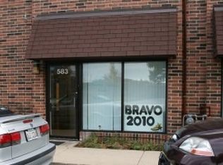 583 N Wolf Rd, Wheeling, IL 60090