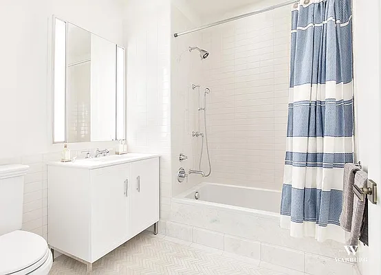 Rented by Warburg | media 32