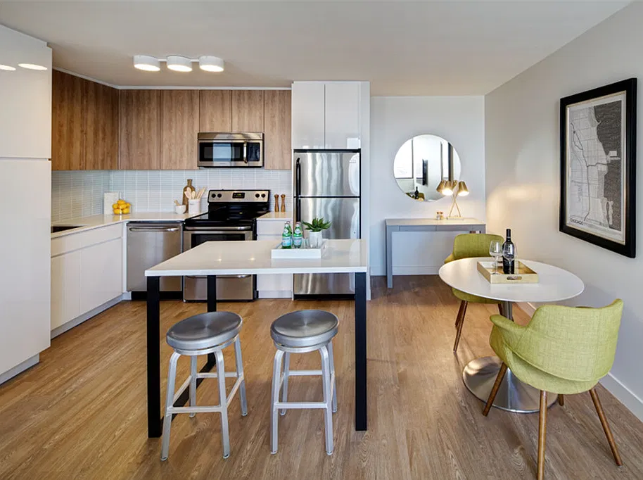 1 bed, 670 sqft, $2,739 — Photo 1