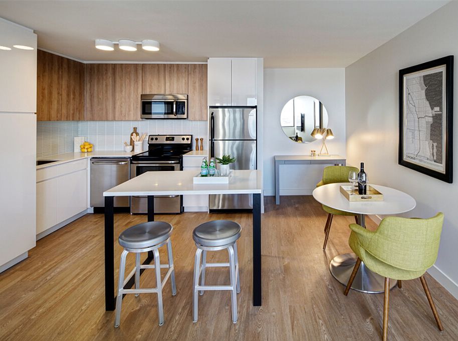 1st image of 2628 N Clark St #1507