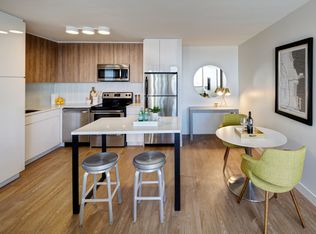 2628 N Clark St #1507, Chicago, IL 60614