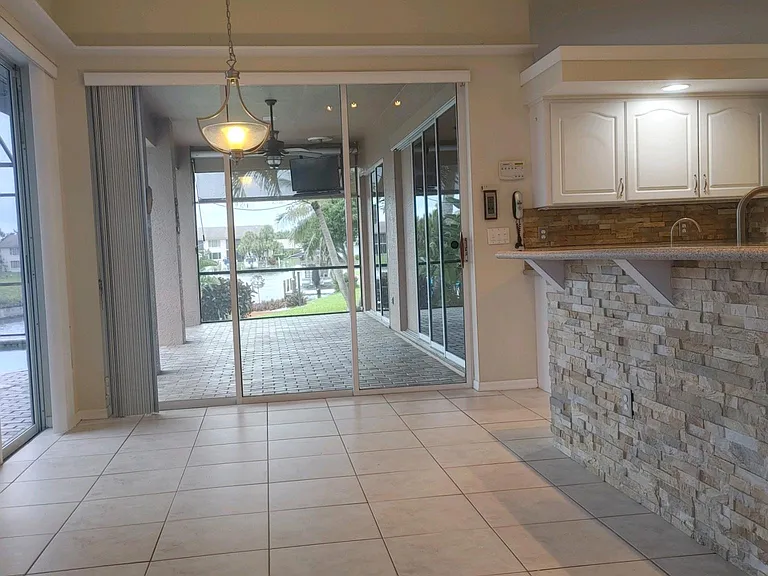 1106 SE 37th Ln — Photo 19