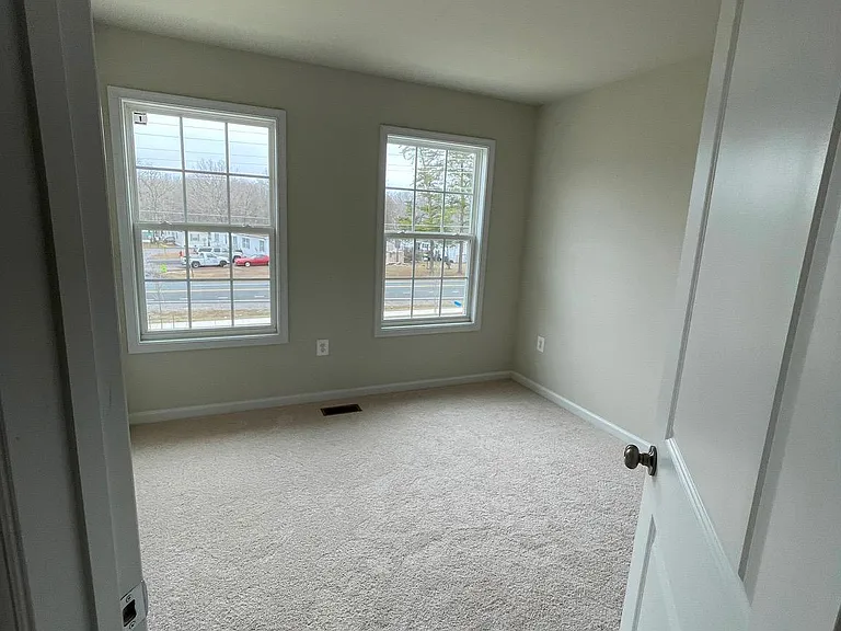 3701 Allington Ct — Photo 9