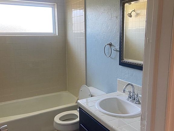 5th image of 266 S 163rd Ave E