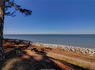 33 Dolphin Point Ln, Hilton Head Island, SC 29926