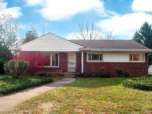 15525 Amherst Ave, Beverly Hills, MI 48025