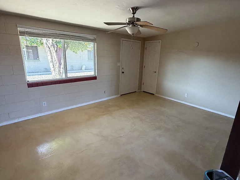 2841 N Columbus Blvd #28 — Photo 18