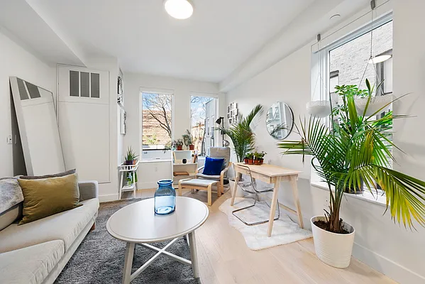 Rented by Compass | media 16