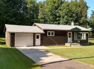 22010 Chassell Painesdale Rd, Chassell, MI 49916