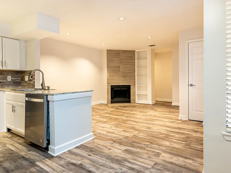 Oak Bend — Photo 24