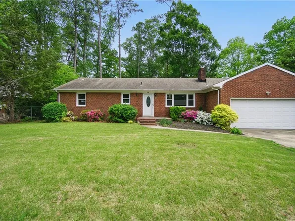 816 S Sunland Dr, Virginia Beach, VA 23464