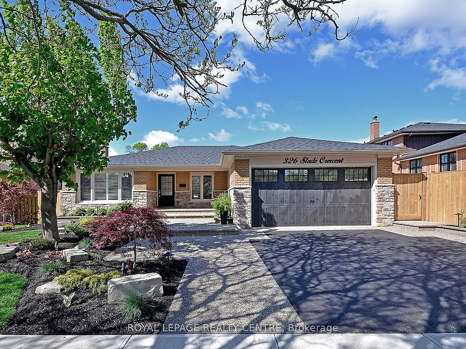 326 Slade Cres #LOWER