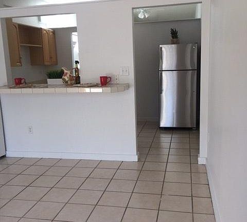 5th image of 26 Arlington Ave