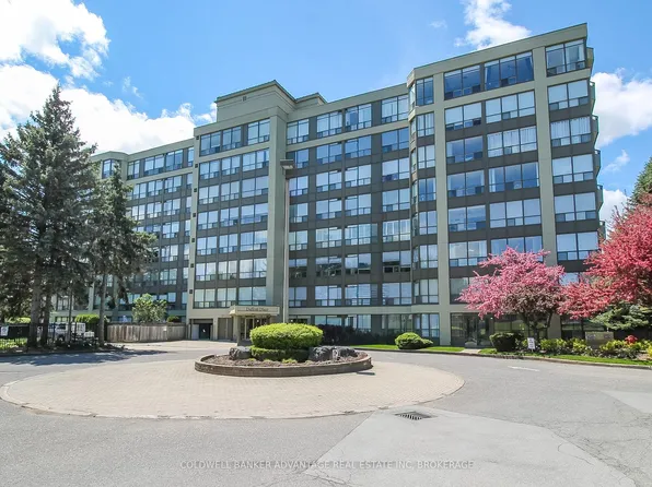 5100 Dorchester Rd #105, Niagara Falls, ON L2E 7H4