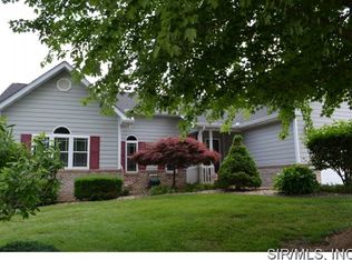 102 Maple Rdg, Lebanon, IL 62254