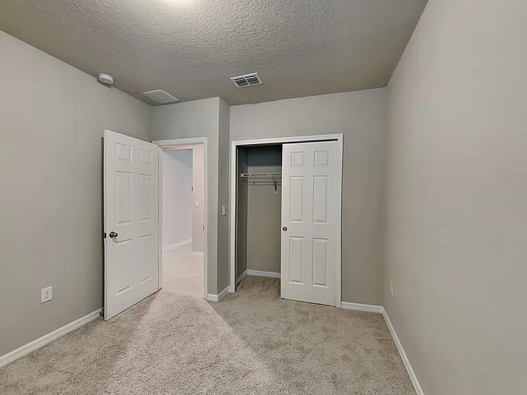 2410 Brassie Ct — Photo 10