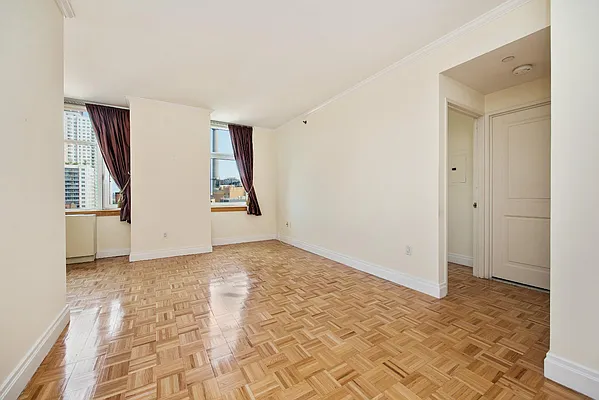 Rented by Keller Williams NYC | media 16