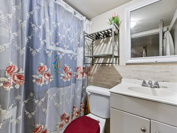 1048 East 94th Street image 14 of 23