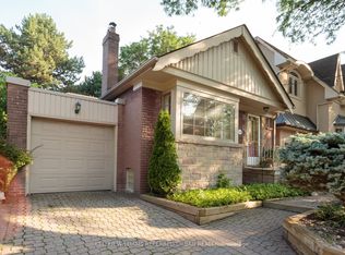 345 Moore Ave, Toronto, ON M4G 1E2