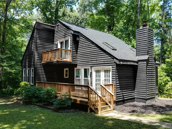 8431 Scottingham Dr, North Chesterfield, VA 23236