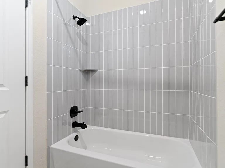 1612 Kit Cir — Photo 27