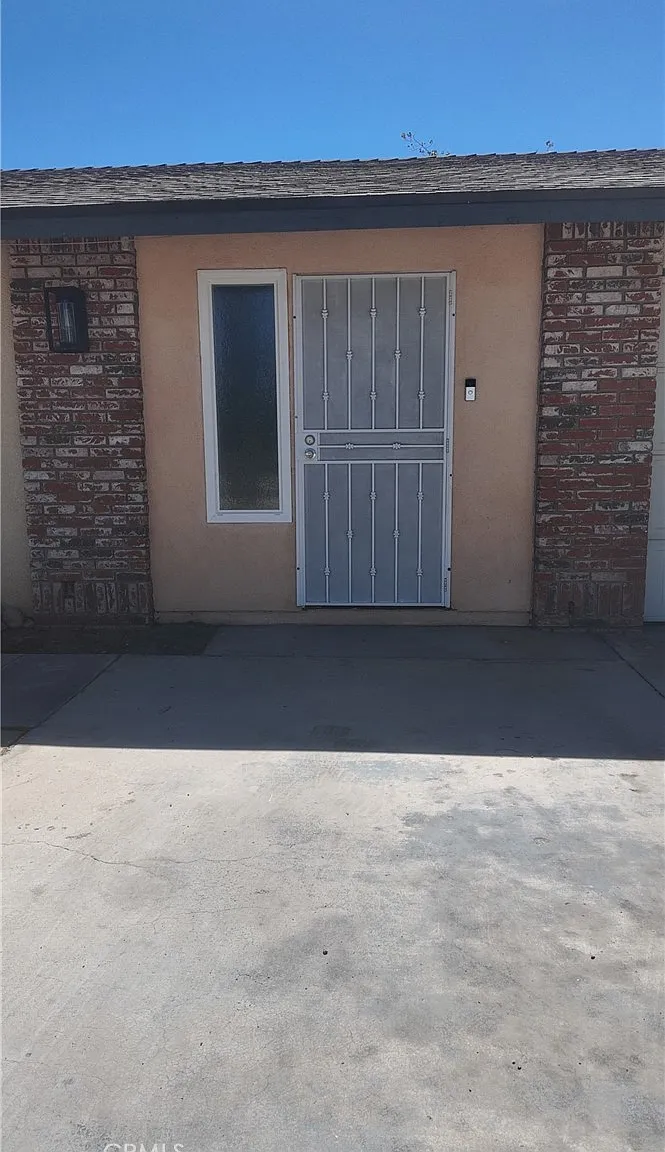2 bed, 1000 sqft, $1,800 — Photo 1