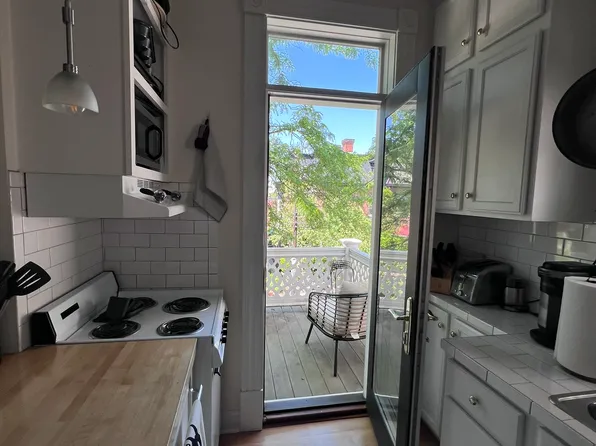 261 Emerson St APT 3, Pittsburgh, PA 15206