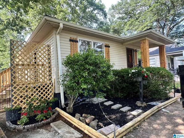 123 Lakeland Ave, Bessemer, AL 35023
