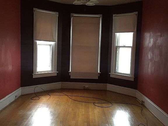 4th image of 59 Westside Ave