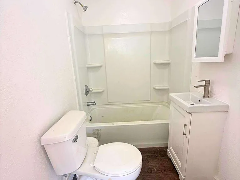 1441 SW Van Buren St — Photo 8