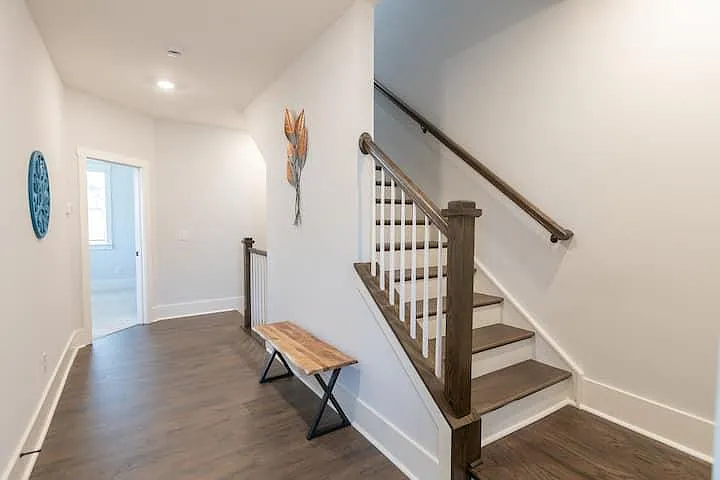 1122 N Alexander St — Photo 51