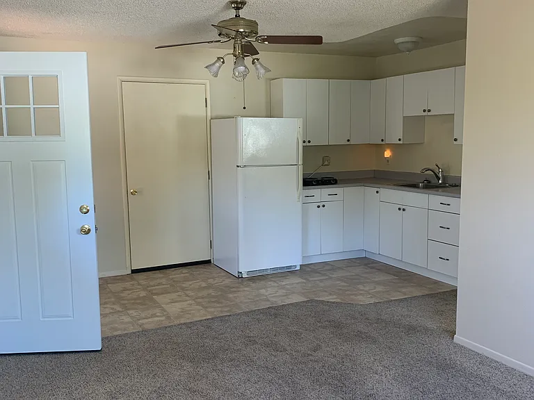 45 Cedar Ln #2 — Photo 2