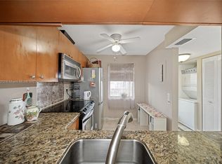 10101 Sunrise Lakes Blvd APT 406, Sunrise, FL 33322